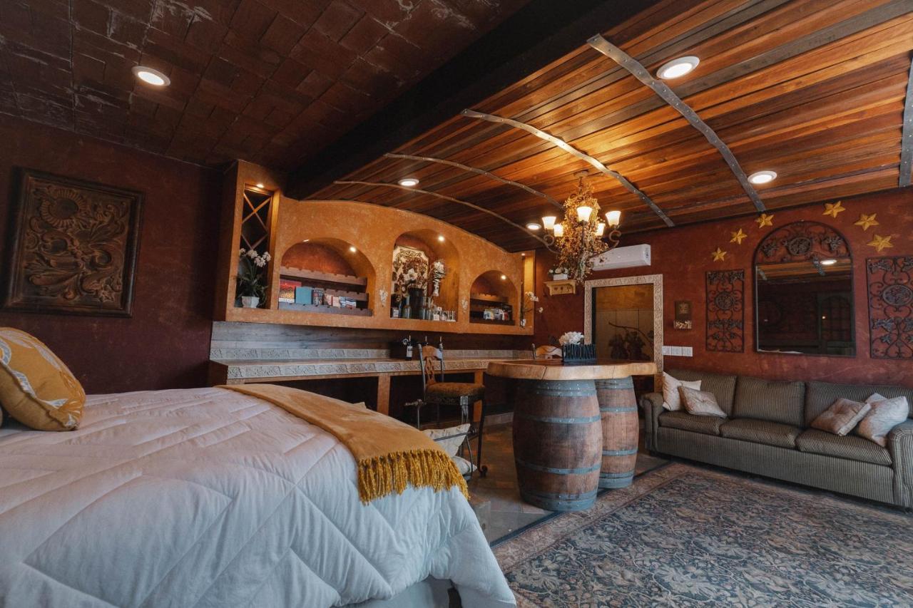 Vina Calabria Bed and Breakfast Valle de Guadalupe Esterno foto