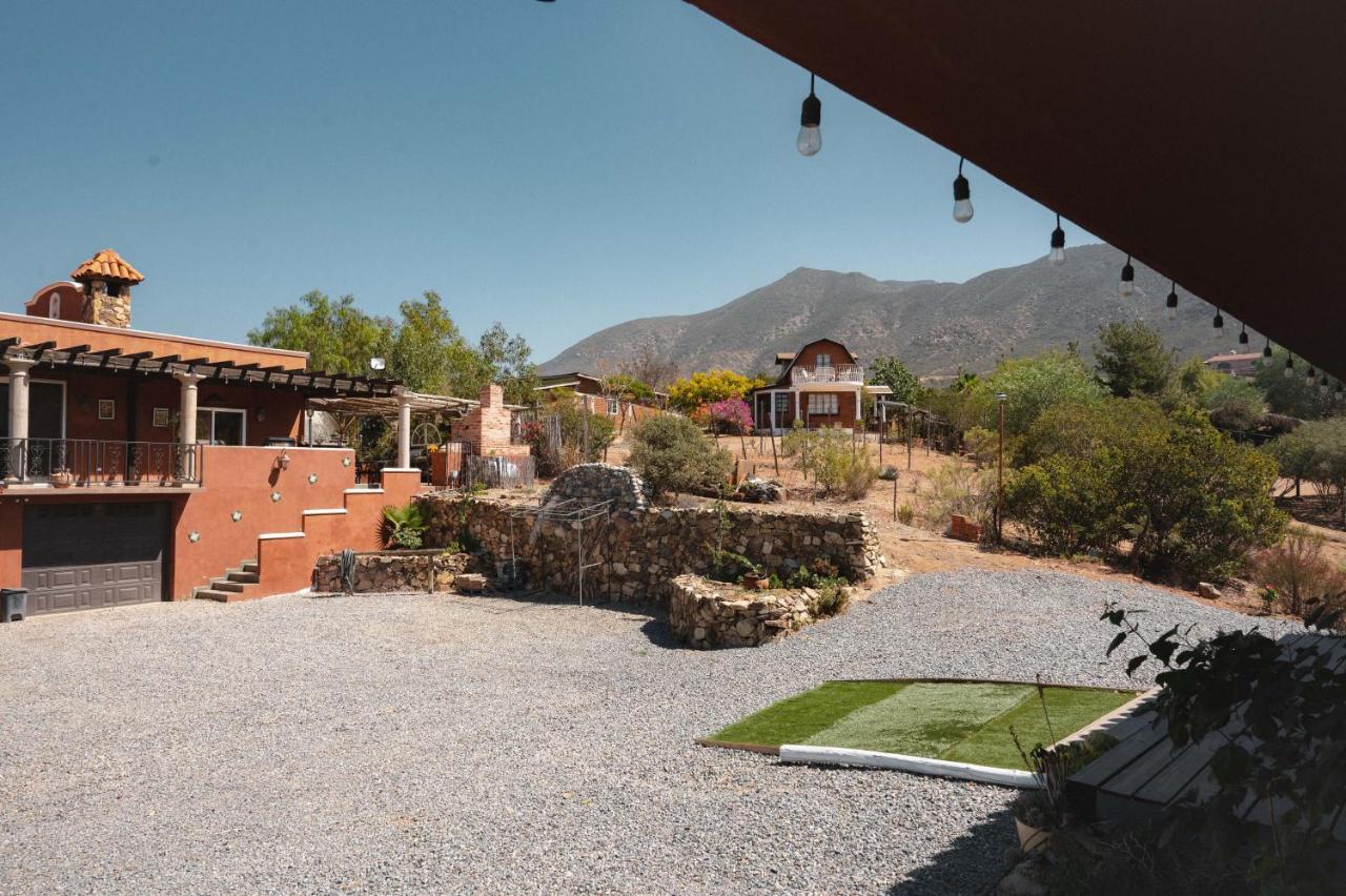 Vina Calabria Bed and Breakfast Valle de Guadalupe Esterno foto